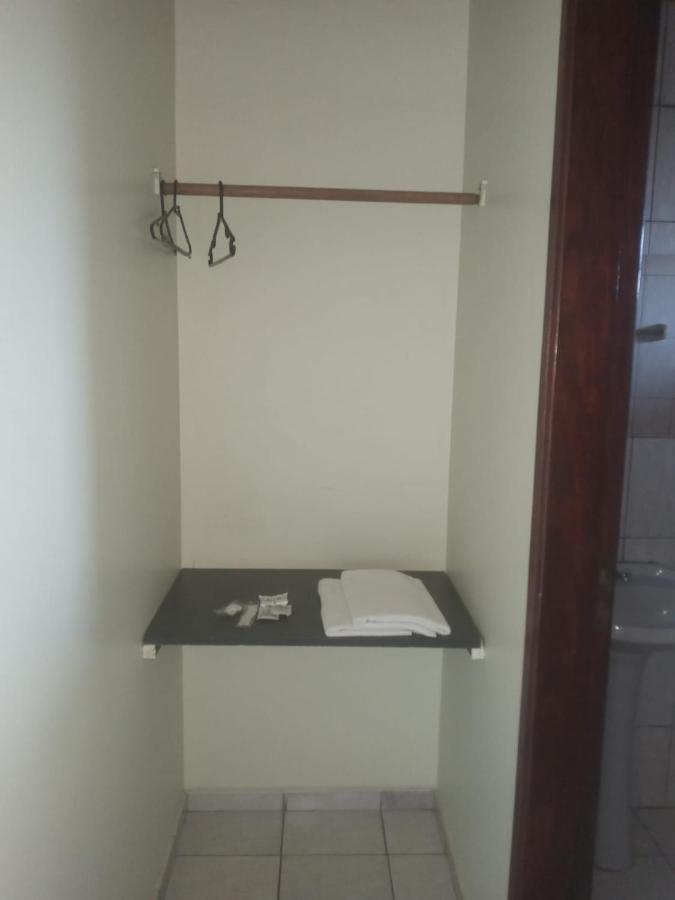 Hotel Park Valparaiso de Goias Bagian luar foto