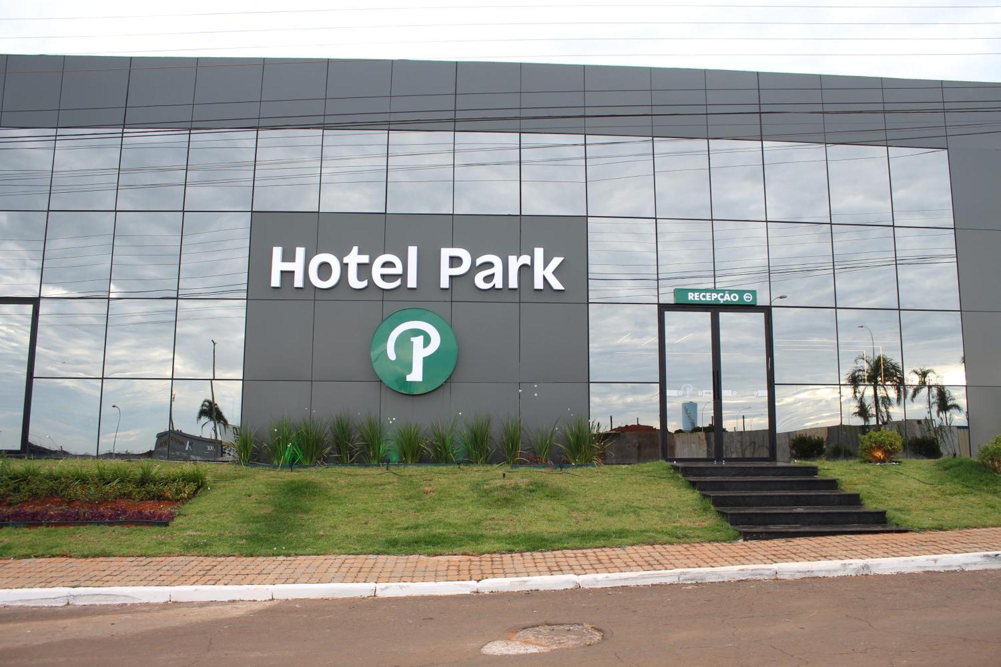Hotel Park Valparaiso de Goias Bagian luar foto